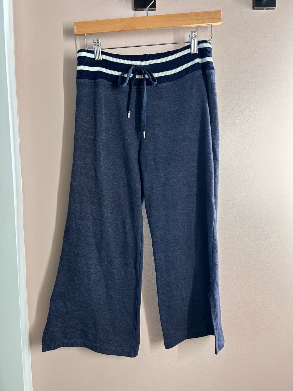 Women’s Sundry Navy Wide-Leg Knit Pants with Drawstring Waist